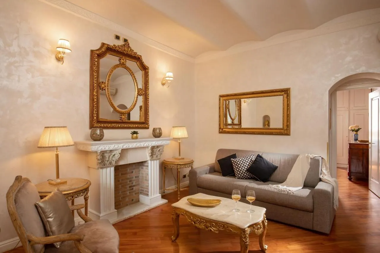 Condotti Corner Apartment Piazza Di Spagna Roma 0*,